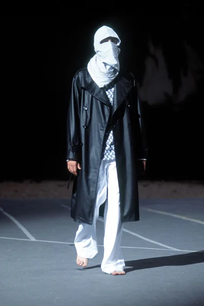 Look 33